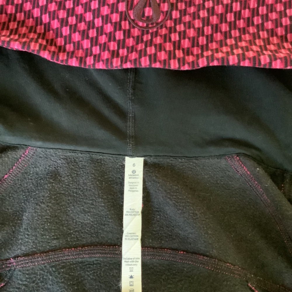 Lululemon Scuba Hoodie III Deep Dive Berry Rumble Black Full Zip, size 6 - Picture 5 of 8